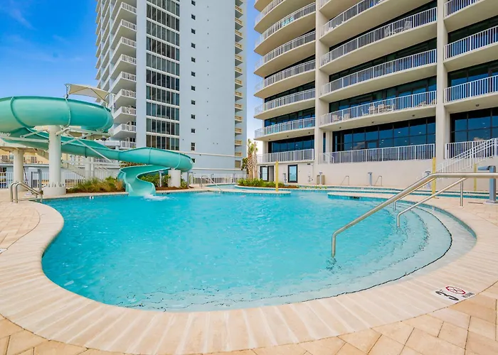Phoenix Ii 2504 Apartment
